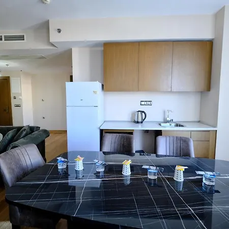 Houses Saw فندق اسطنبول