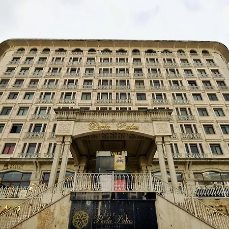 Houses Saw فندق اسطنبول